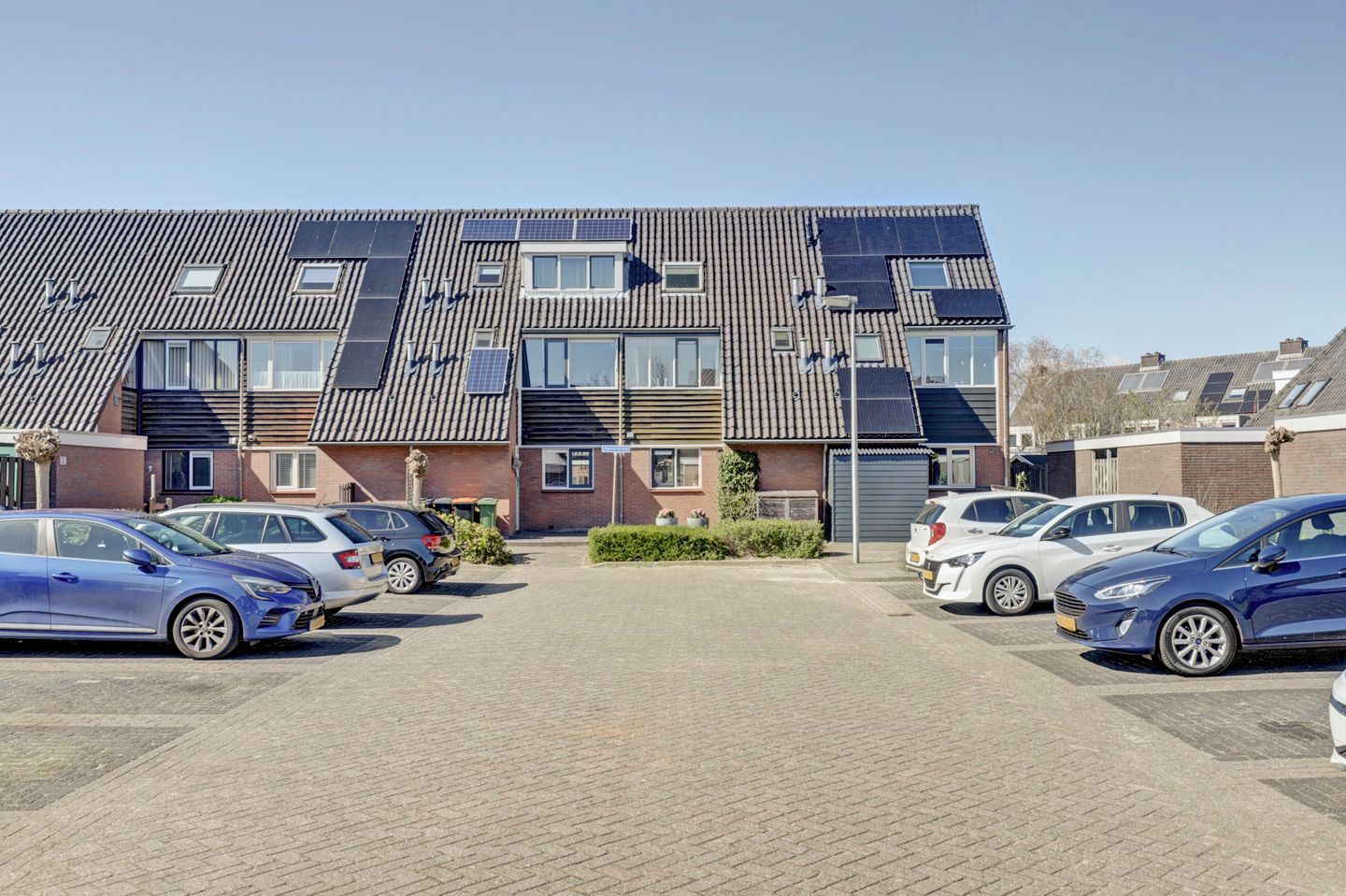 Photo 34 of Alpherbrink 3