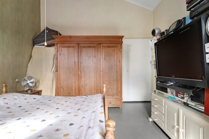 Photo 27 of Valkenakker 2