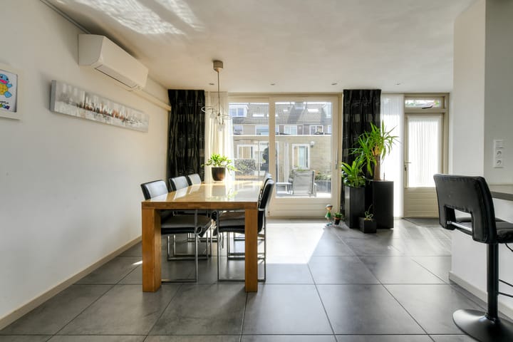 Photo 9 of Archimedeslaan 41