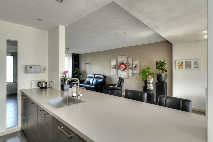 Photo 14 of Archimedeslaan 41