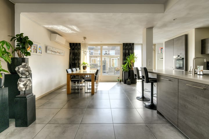 Photo 8 of Archimedeslaan 41