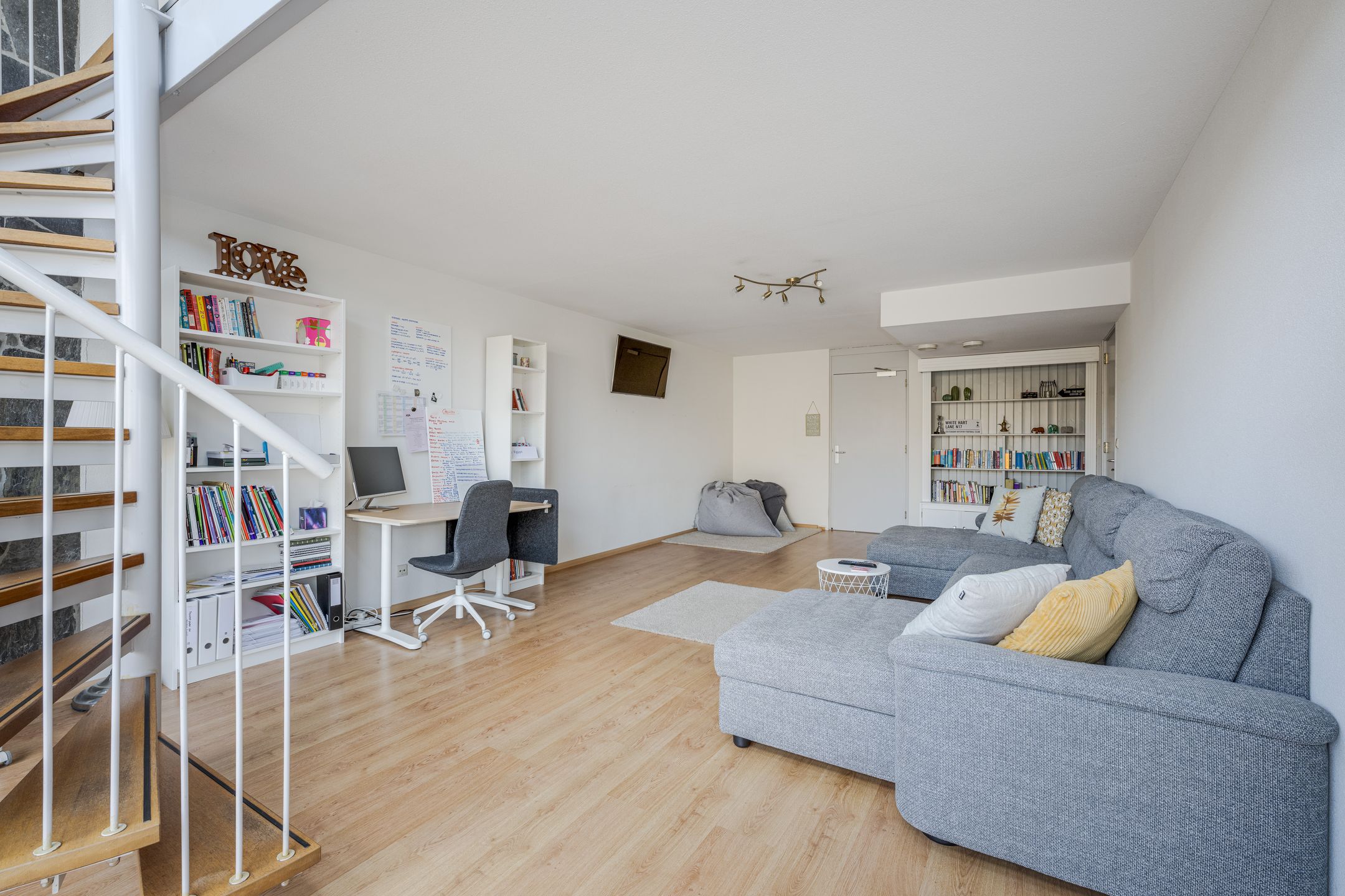 Photo 33 of Hofvliet 148