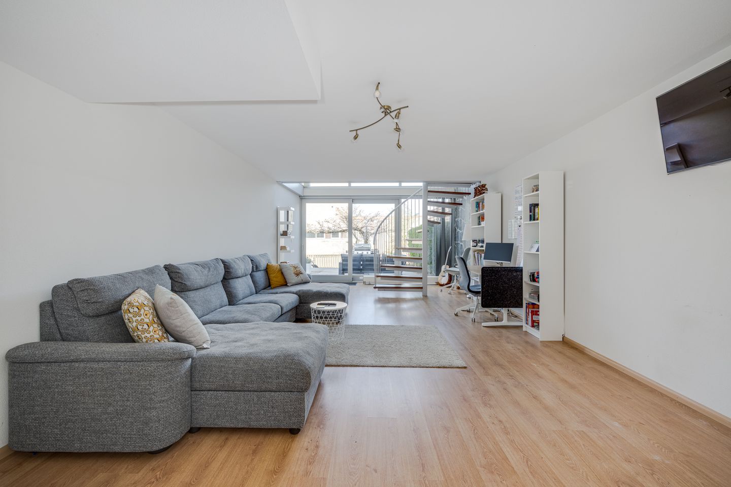 Photo 34 of Hofvliet 148