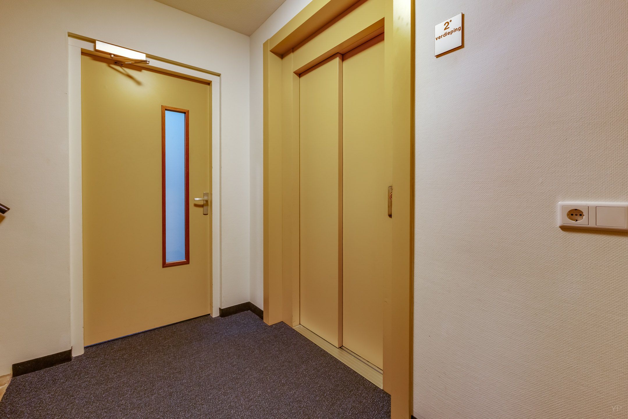 Foto 6 van A-weg 10-12