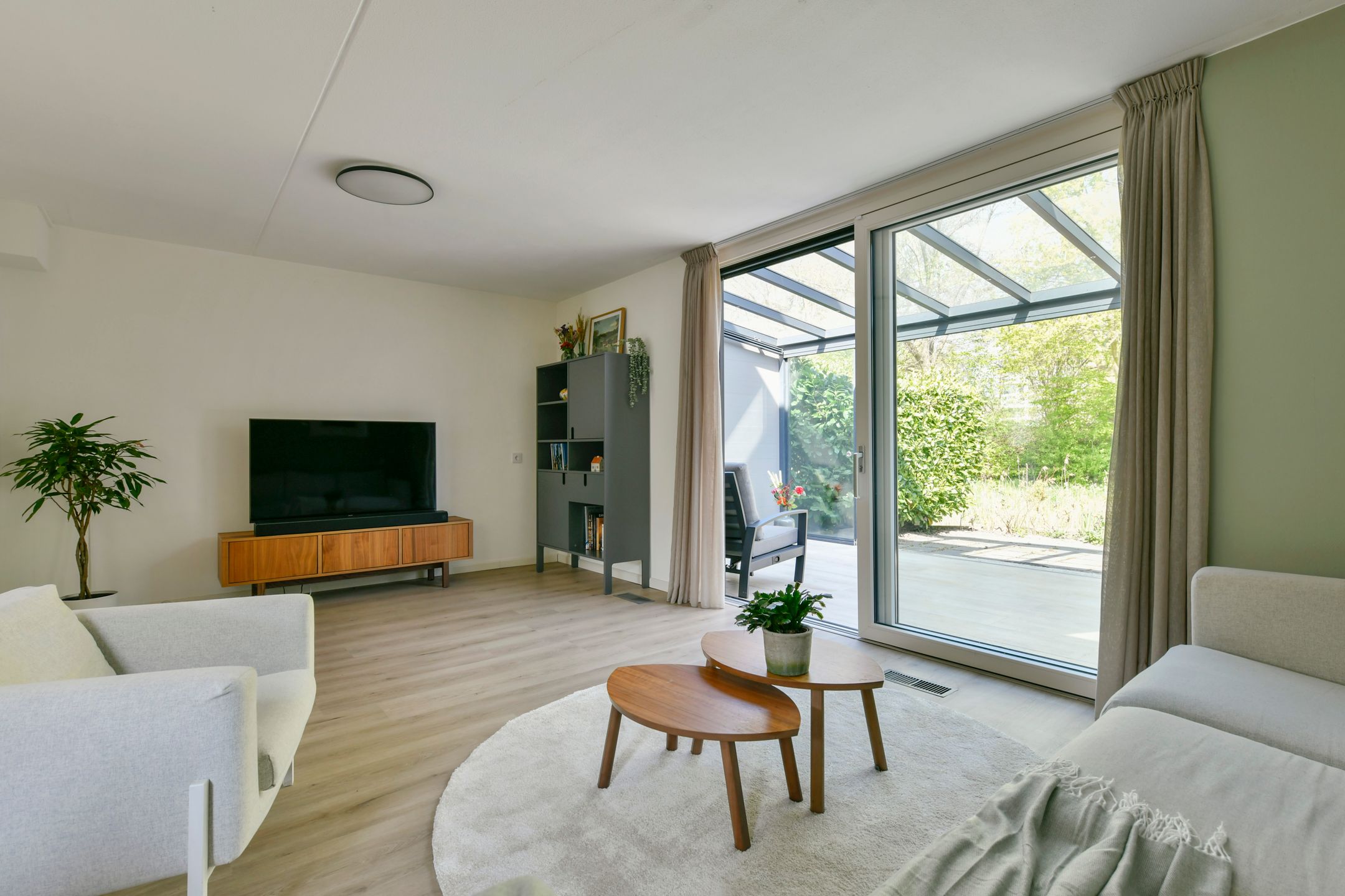 Foto 3 van Bouwmeester 83