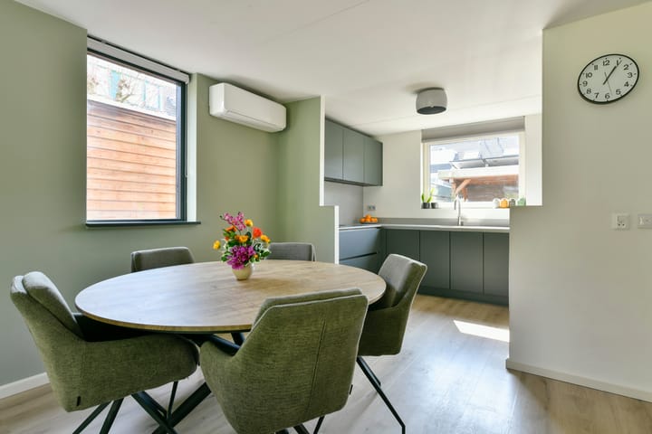 Photo 10 of Bouwmeester 83