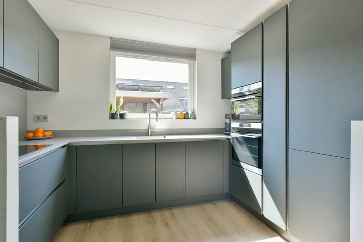 Photo 11 of Bouwmeester 83