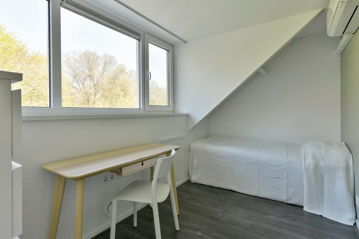 Photo 16 of Bouwmeester 83