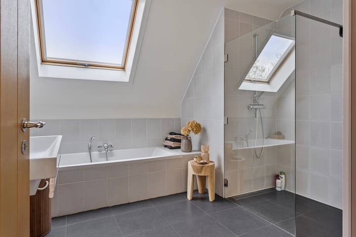 Photo 28 of Binnenpad 12-A