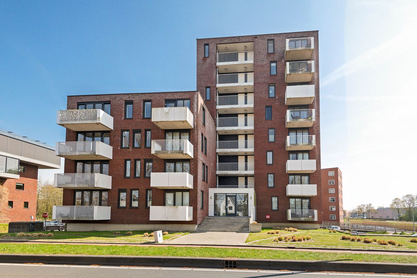 Foto 1 van Hoofdweg 854-B