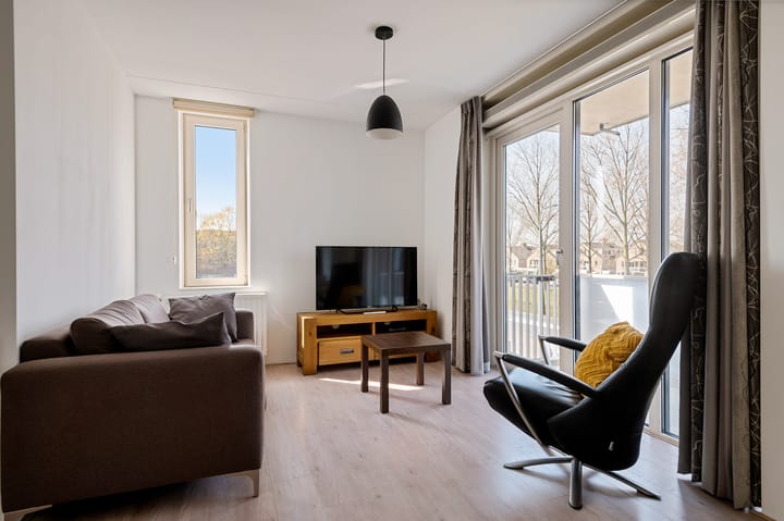 Foto 2 van Hoofdweg 854-B