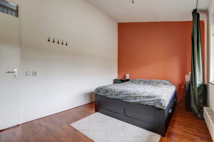 Photo 17 of Emily Brontësingel 88