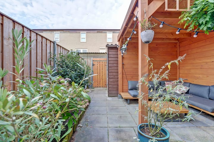 Photo 32 of Emily Brontësingel 88