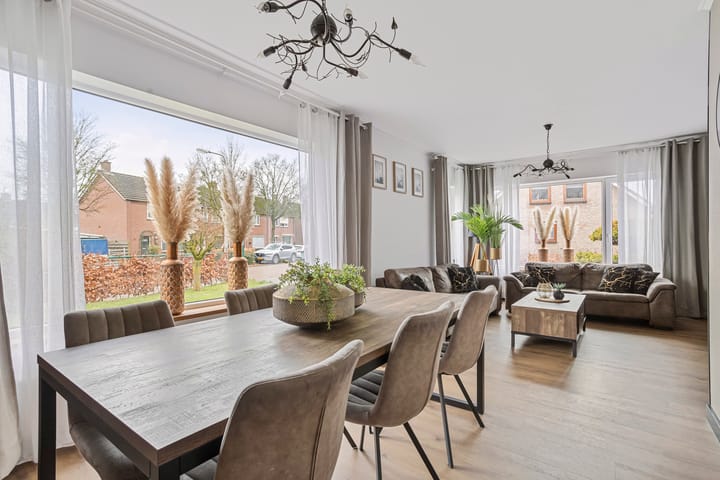 Foto 12 van Jan Steenstraat 53