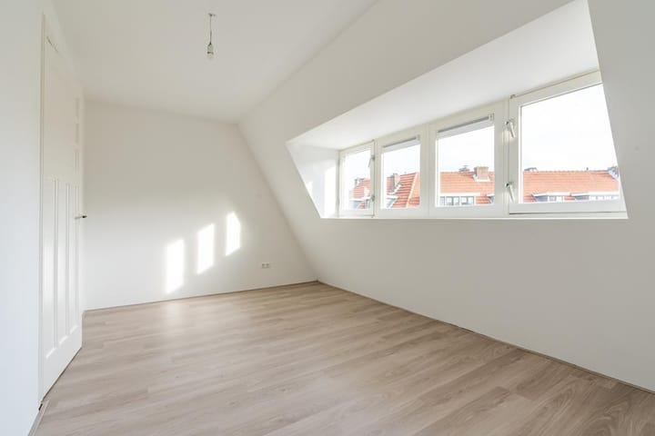 Foto 21 van Van Bossestraat 84