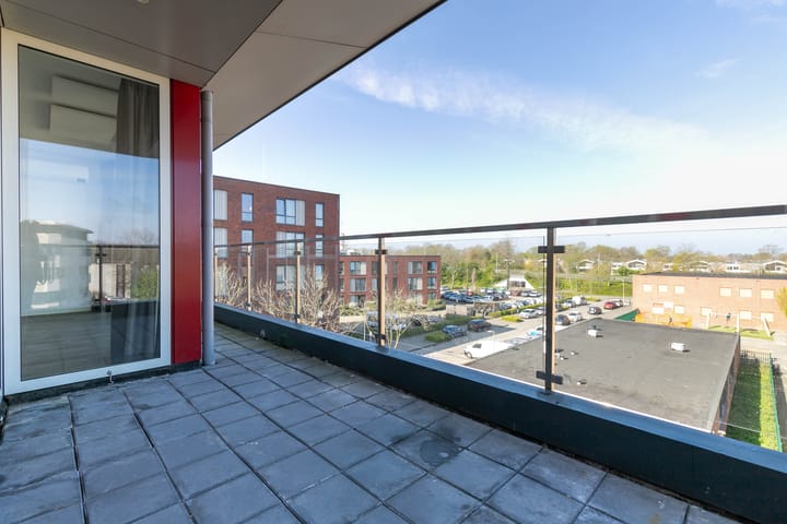 Foto 2 van Halverwege 53