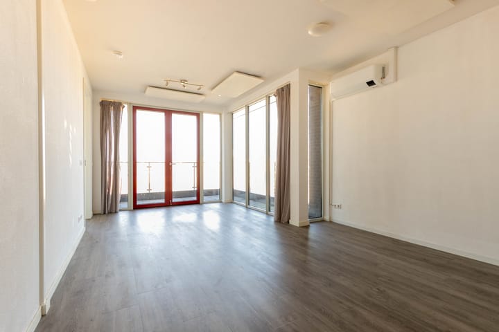 Foto 8 van Halverwege 53