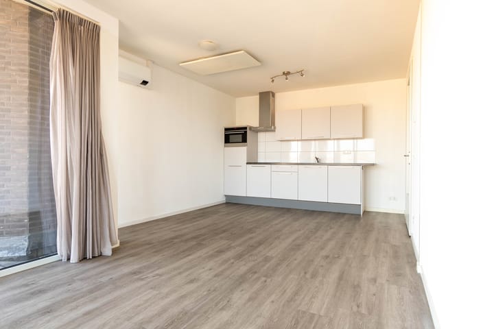 Foto 9 van Halverwege 53