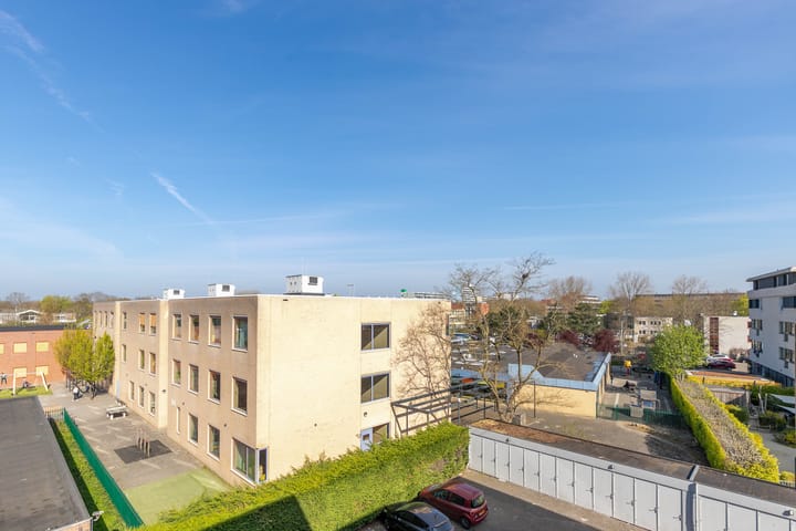 Foto 12 van Halverwege 53