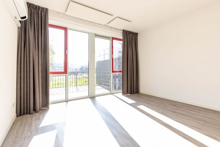 Foto 7 van Halverwege 9