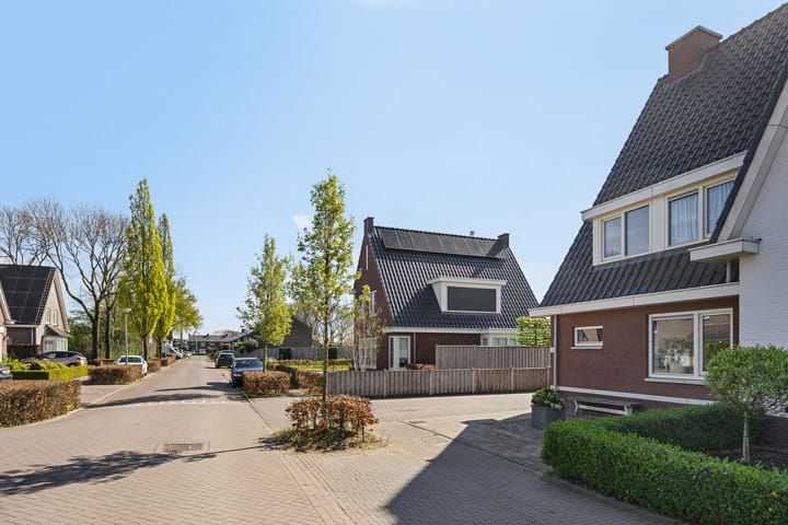 Foto 3 van Van Irhovenstraat 27