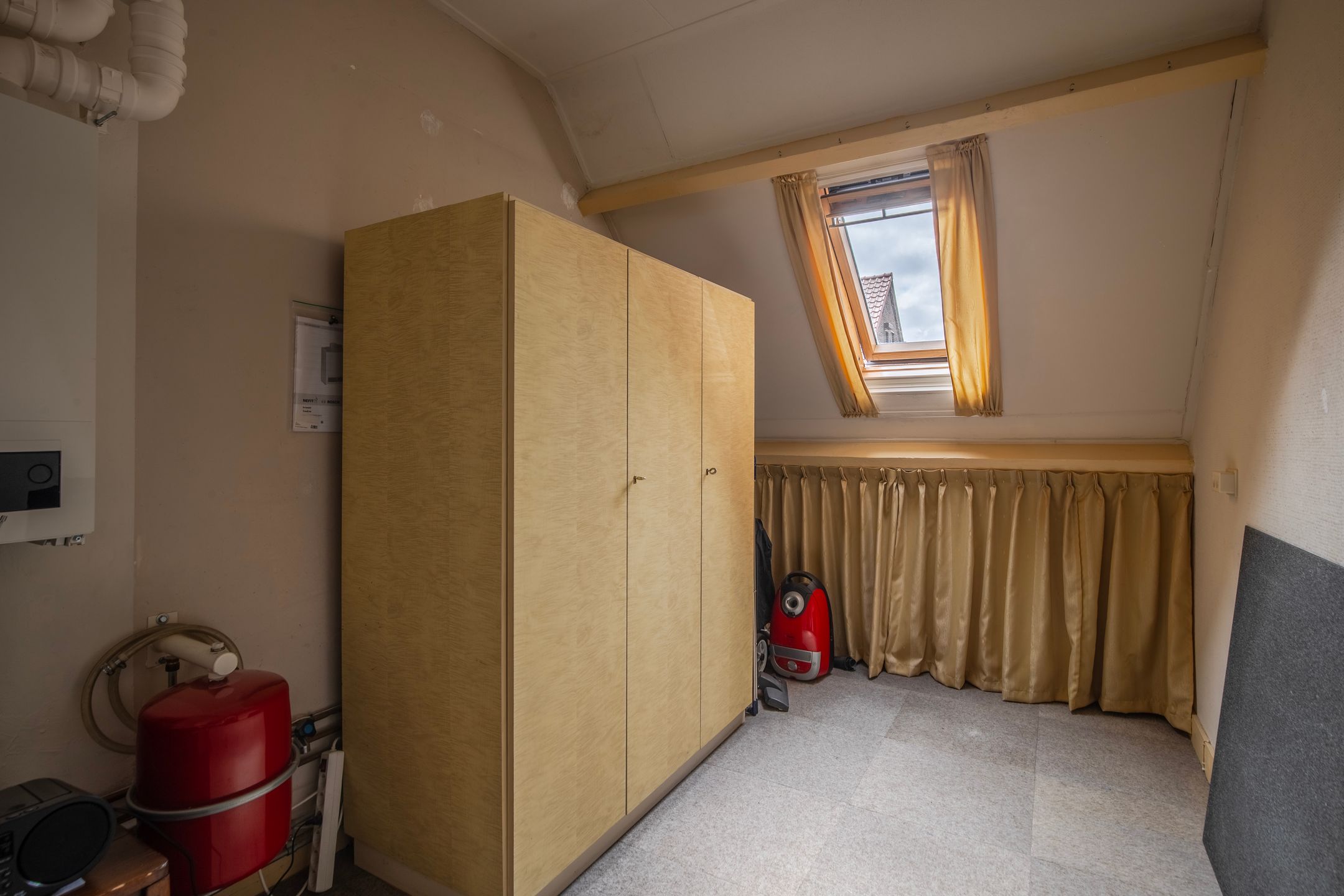 Photo 30 of Rheastraat 5