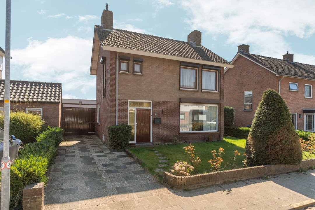 Foto 1 van Gennepskamp 14