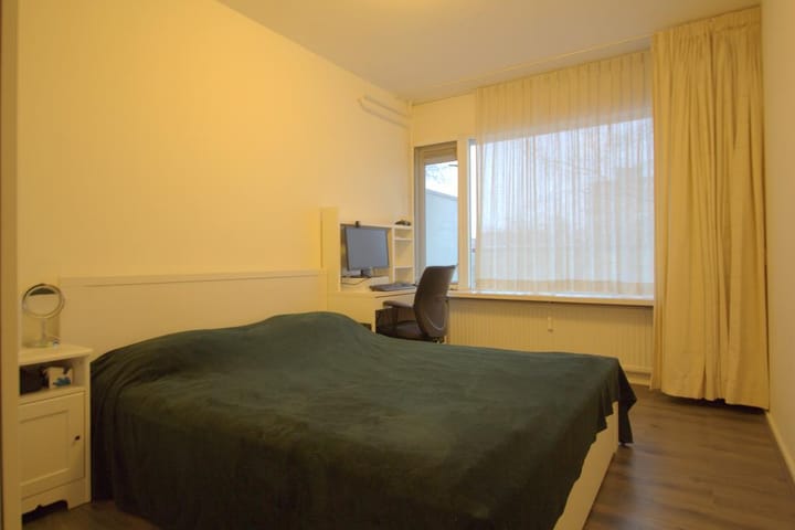 Foto 25 van Molengraaffplantsoen 17