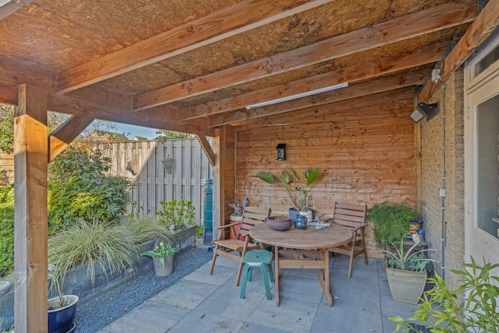 Foto 3 van Debussystraat 31