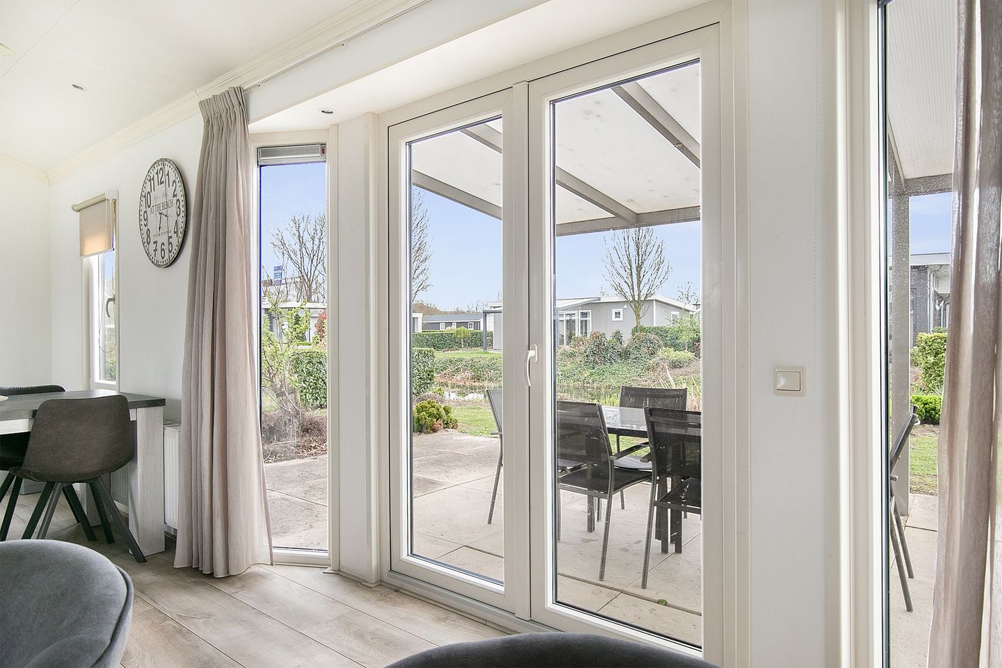 Foto 10 van Rijksstraatweg 186-171