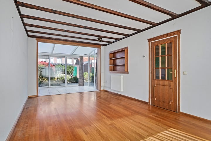 Photo 3 of Dr. H. Mollerstraat 4