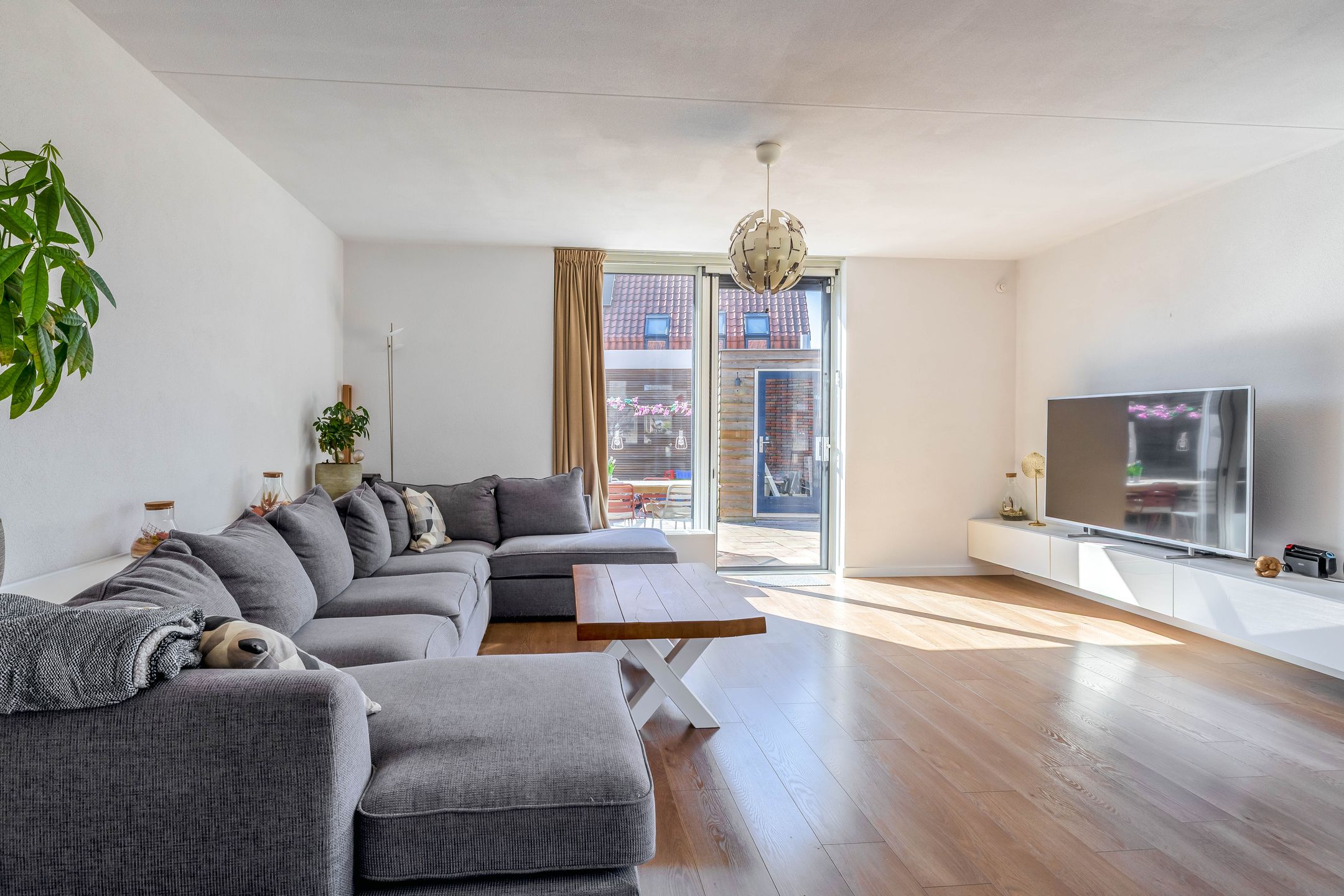 Foto 9 van Grateastraat 45