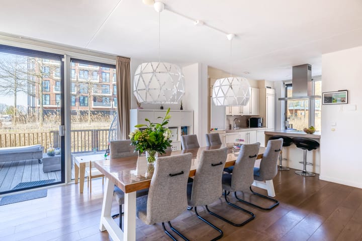 Foto 14 van Grateastraat 45