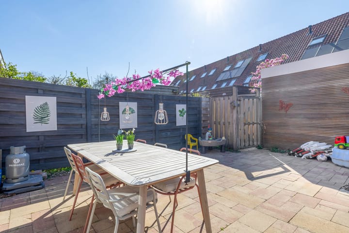 Foto 32 van Grateastraat 45