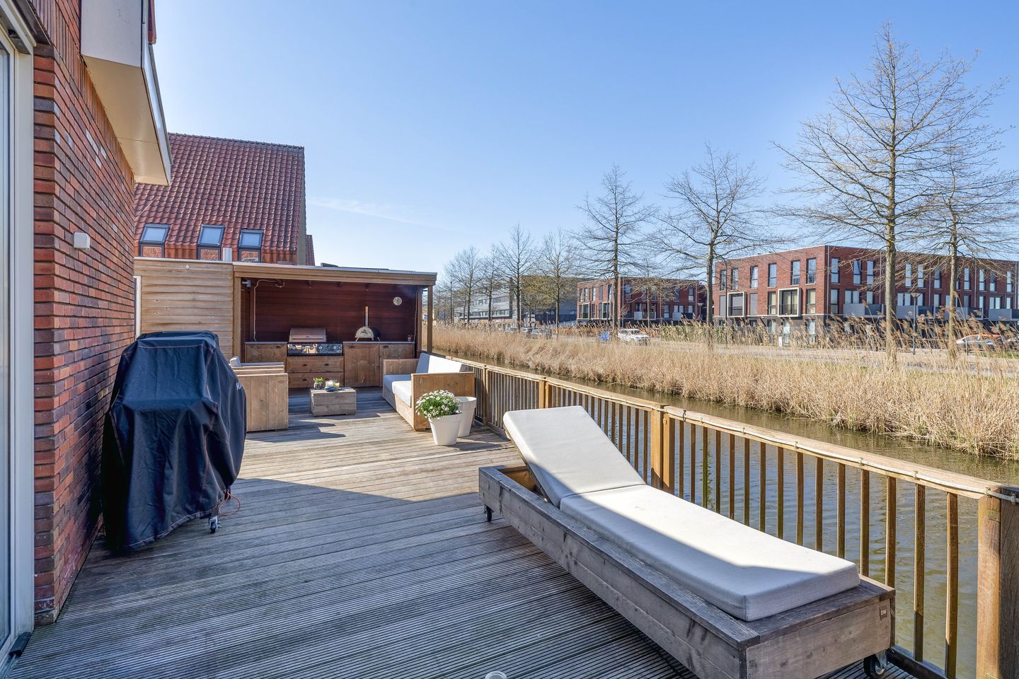 Foto 40 van Grateastraat 45