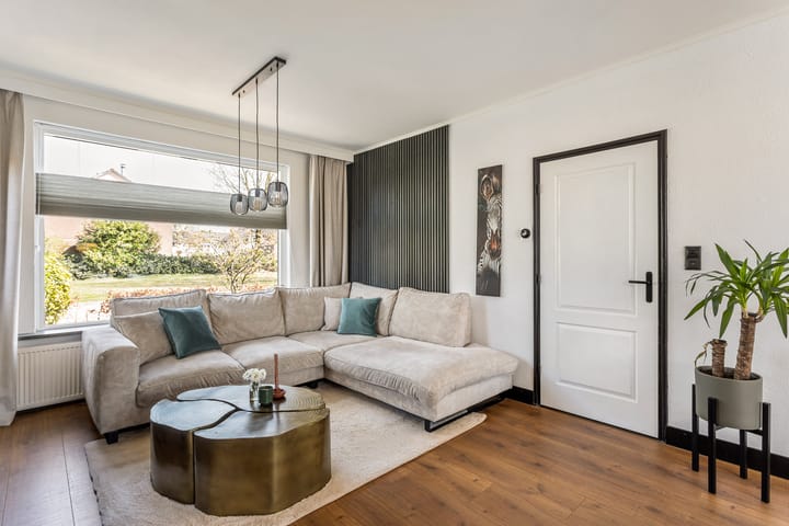 Photo 3 of Zandsteeg 2