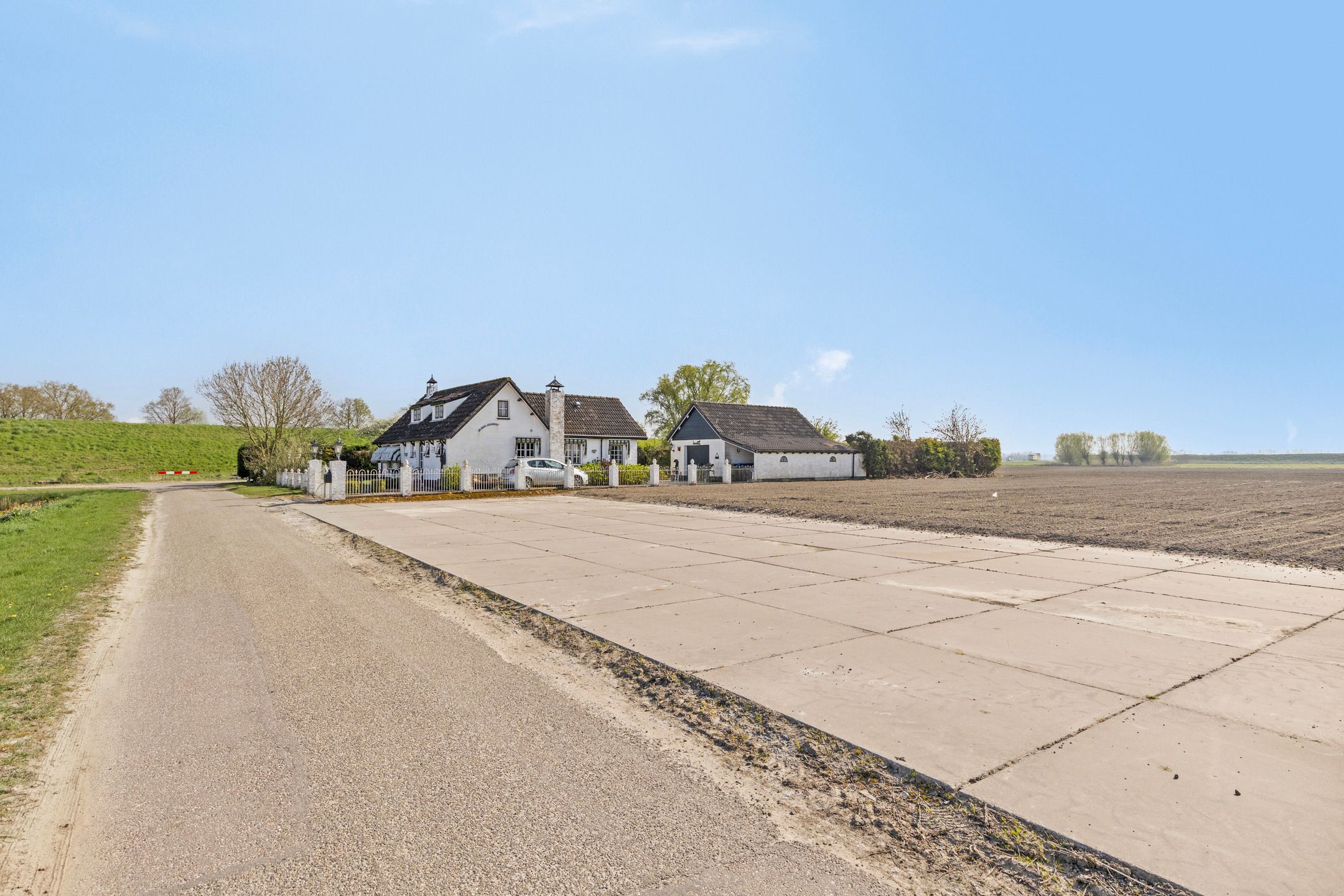 Photo 39 of Staalsweg 1