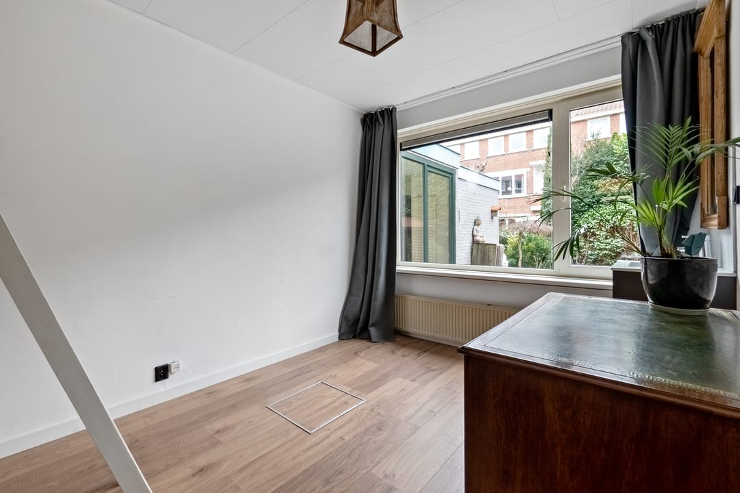 Foto 32 van van der Palmstraat 83