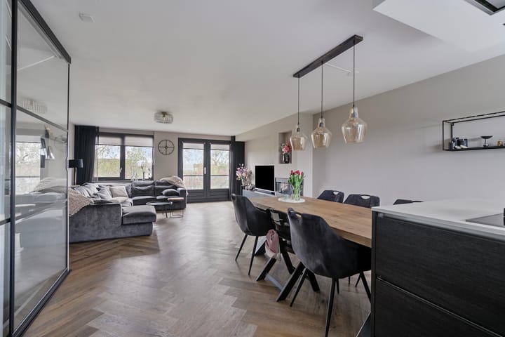 Foto 3 van Forel 378