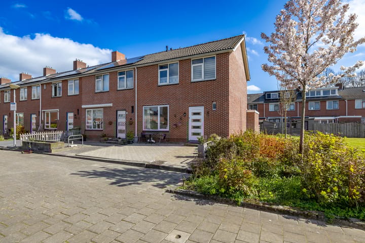 Foto 11 van Radiumstraat 41