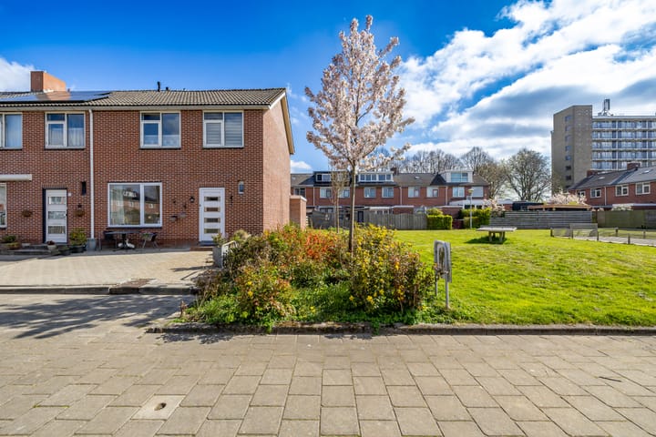 Foto 14 van Radiumstraat 41