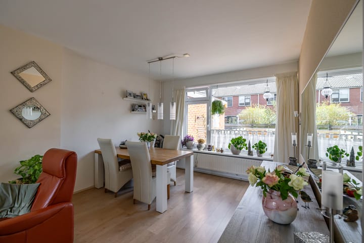 Foto 18 van Radiumstraat 41