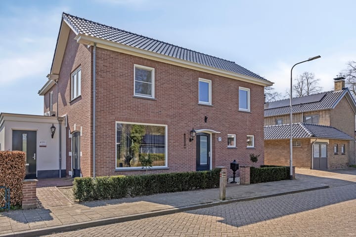 Foto 1 van van Heekstraat 43