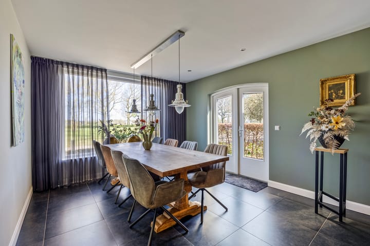 Foto 11 van van Heekstraat 43