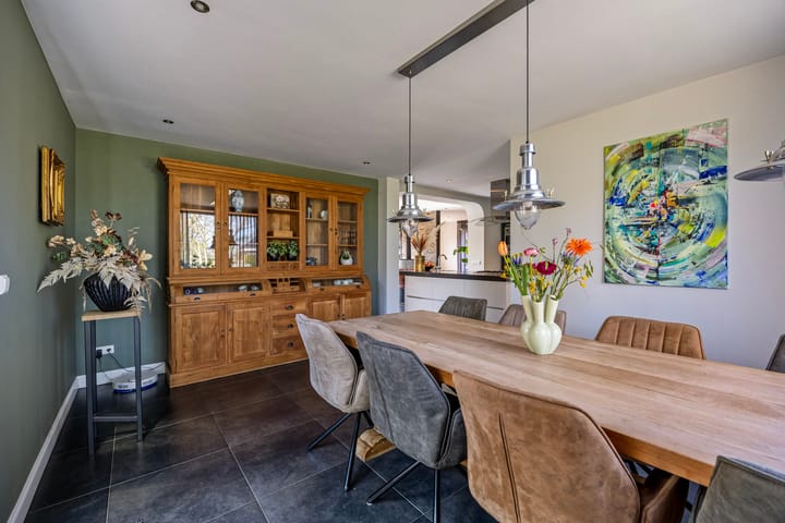 Foto 12 van van Heekstraat 43