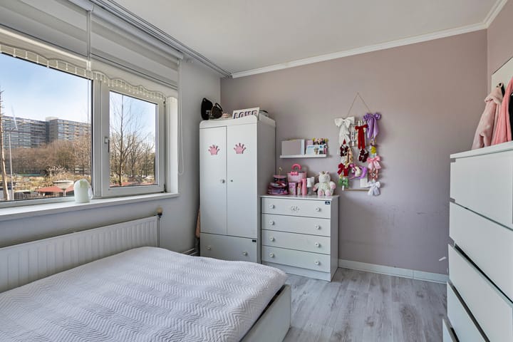 Foto 15 van Poelenburg 419