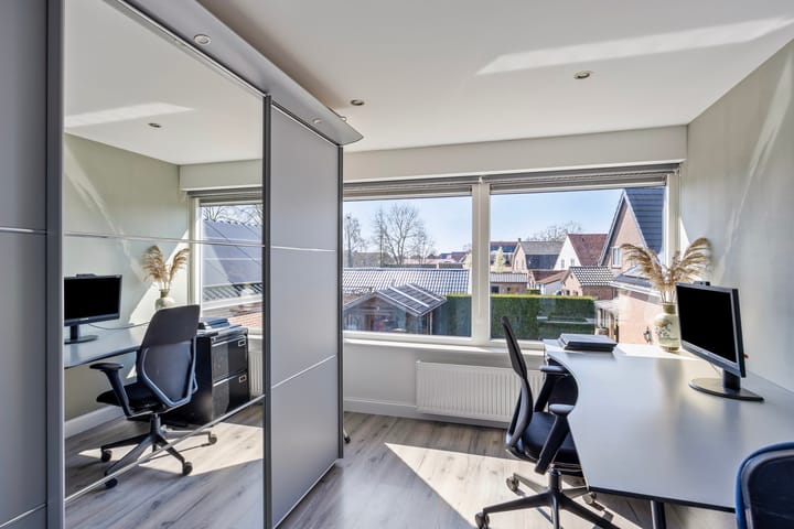 Foto 27 van van Heekstraat 43