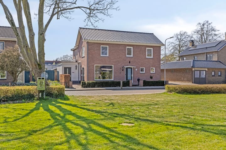 Foto 42 van van Heekstraat 43