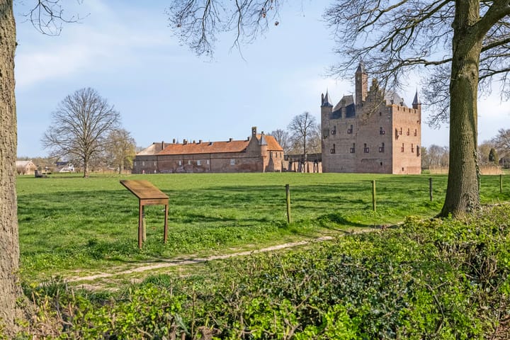 Foto 47 van van Heekstraat 43