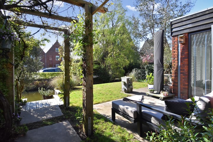 Foto 17 van Gentiaan 47